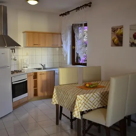 In With Sea View, Terrace, Air Conditioning, Wifi 4552-9 * Supetarska Draga