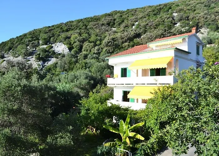 In With Sea View, Terrace, Air Conditioning, Wifi 4552-9 Supetarska Draga