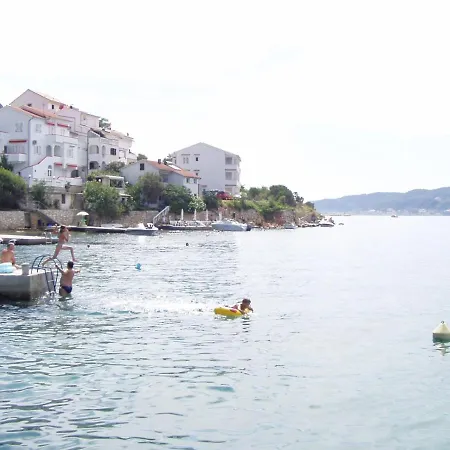 In With Sea View, Terrace, Air Conditioning, Wifi 4552-9 スペタルスカ・ドラガ